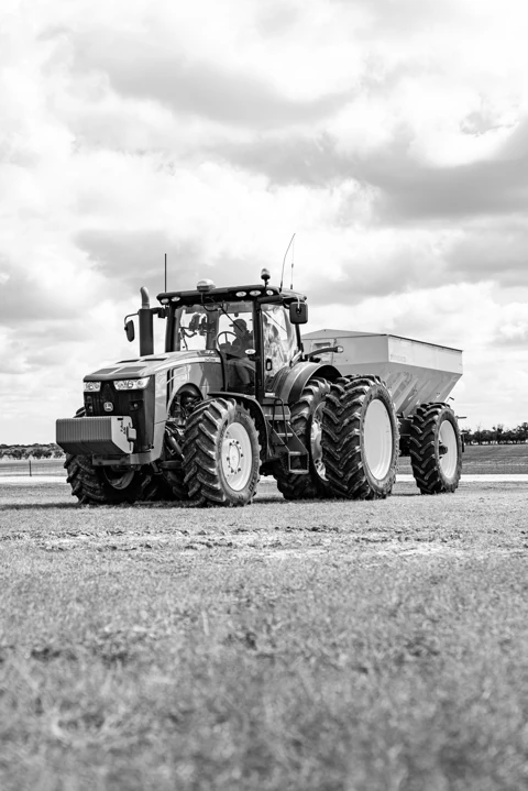 Trator agrícola